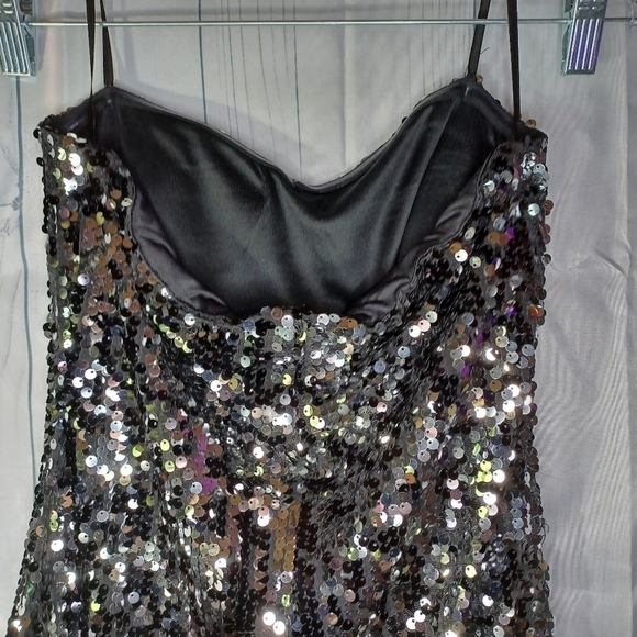 As U Wish black and silver sequin strapless bodycon mini dress - Picture 6 of 8